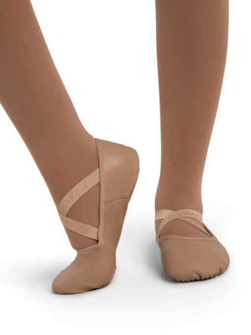 AcroKat Shoe - Caramel - CHILD